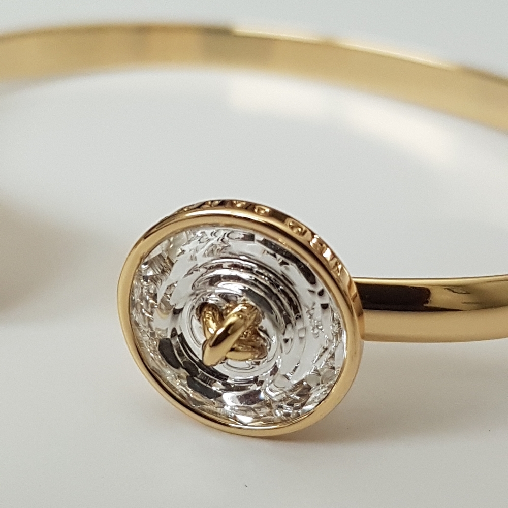 Ted Baker Katrina Big Button Swarovski Crystal Gold Cuff - Picture 3 of 6